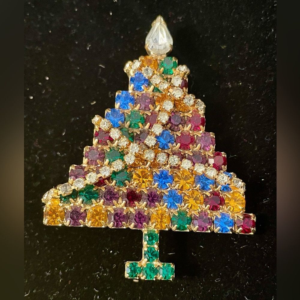 Vintage Signed Weiss Multi Rhinestone Moveable Garland Christmas Tree Brooch Pin